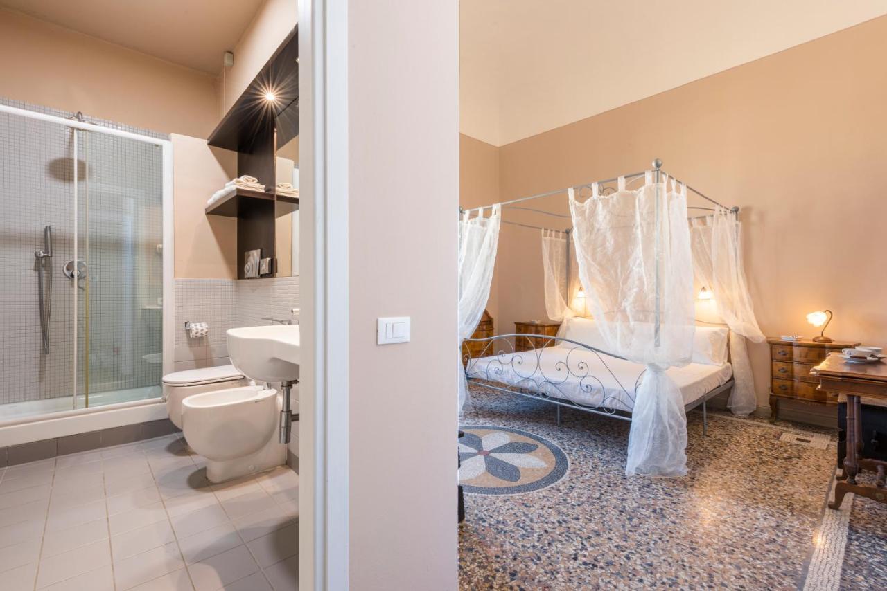 Hotel La Torre Garbata à Pise Extérieur photo